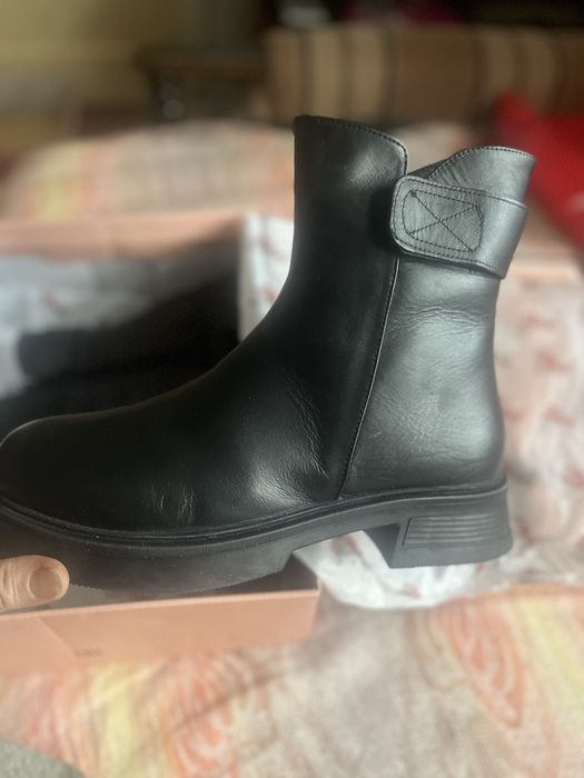 Продам новые полусапоги