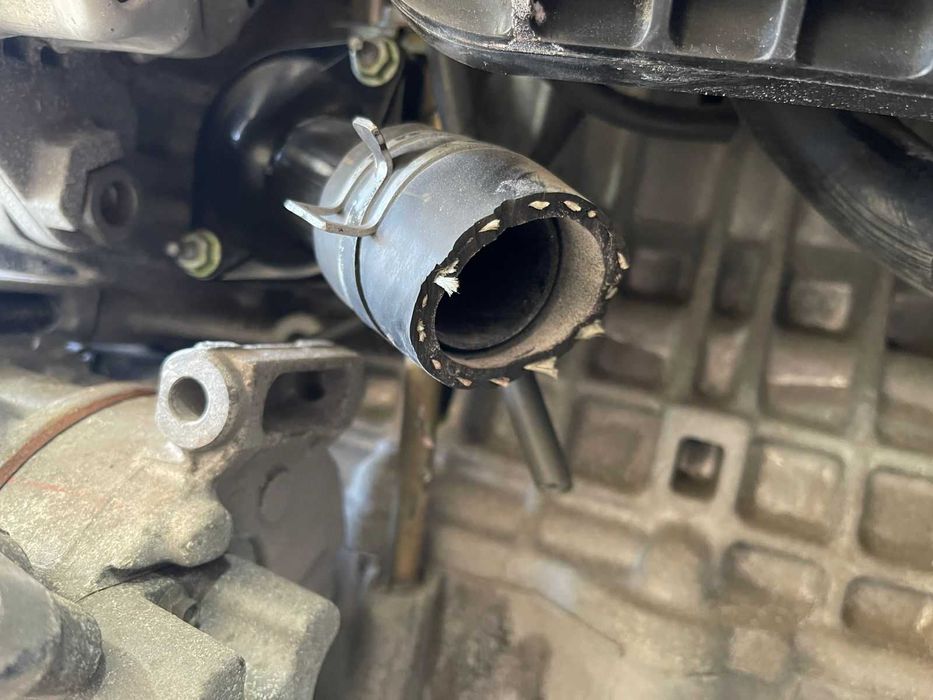 двигатель   Каролла матрикс и т.  / обьем 1,6и 1,8