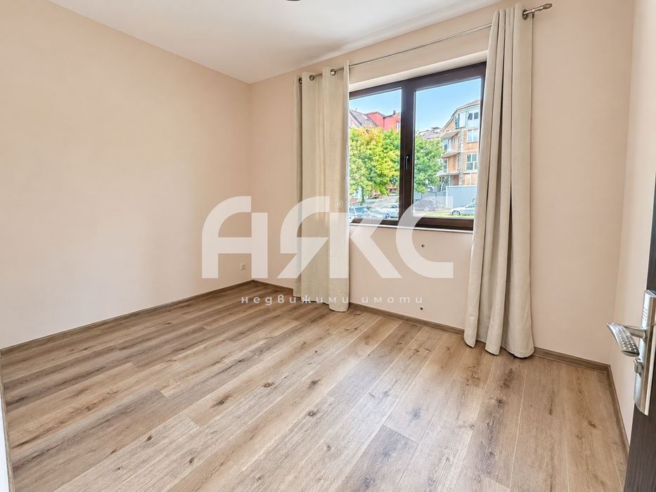 Продава се Тристаен апартамент в София, Горна баня - 95 кв.м за 3358 €/кв.м - Снимка #4