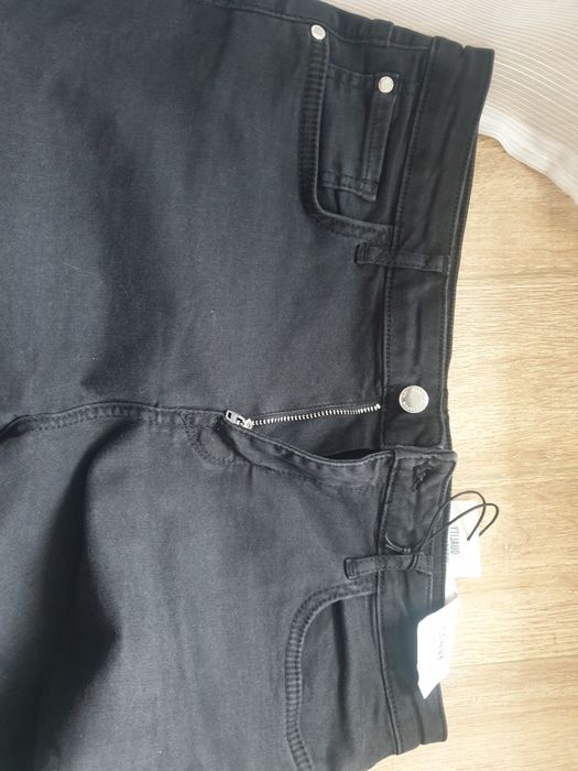 Blugi skinny, talie inalta, marimea 44, culoarea negru