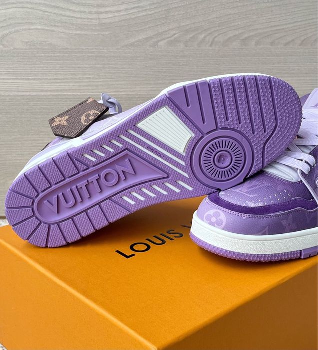 Adidasi Louis Vuitton , calitate premium , pe comanda , noi , 42