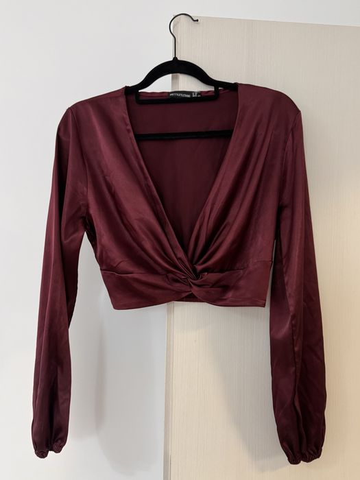 Crop top  Pretty Little Things