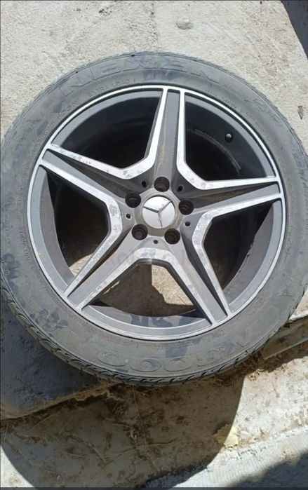 Разноширокие диски на мерседес. Стояли на w221.