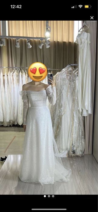 Свадебное платье блестящее