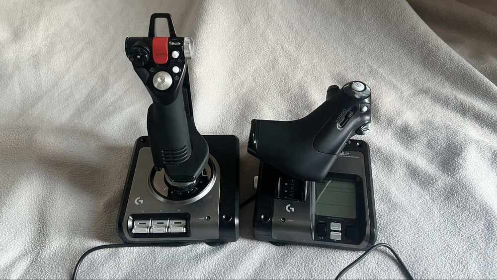 Logitech G X52 Pro Flight Control System