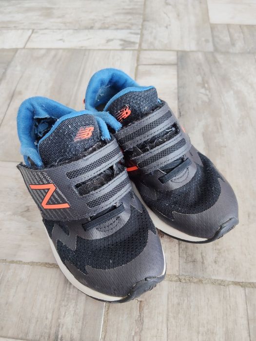 Маратонки Пума и Ню баланс 31н