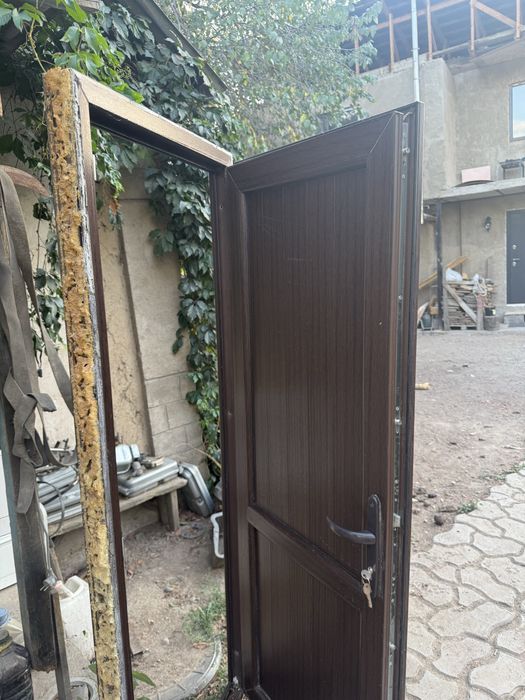 Продам дверь межкомнатную