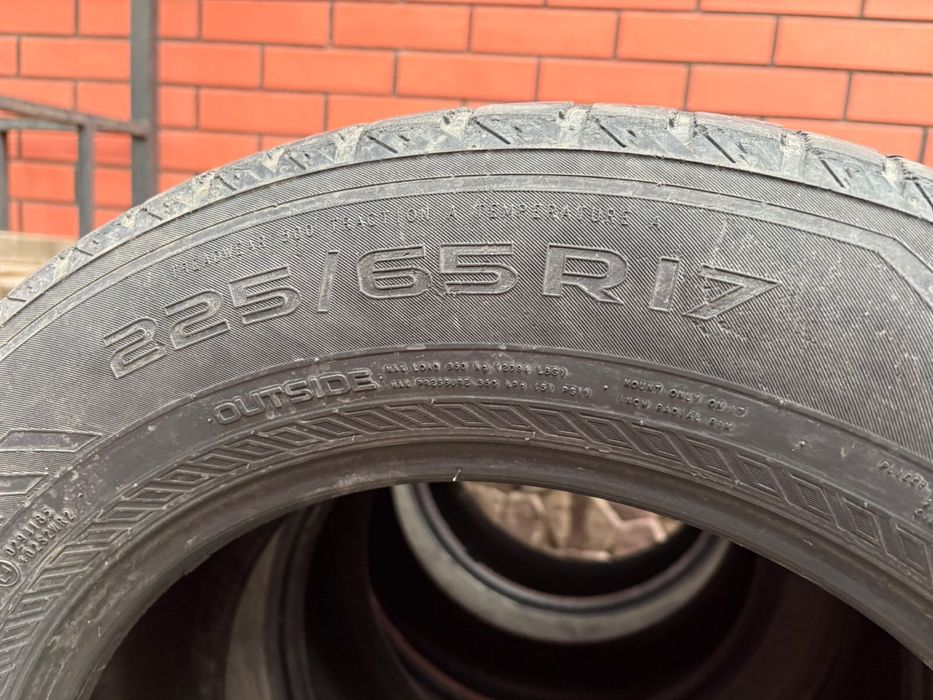 Продается шины летний