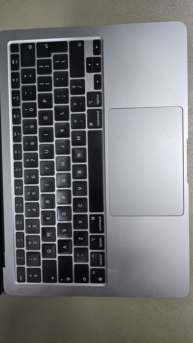 Macbook Air 13 M1 512Gb SSD, 8Gb RAM  Space Gray