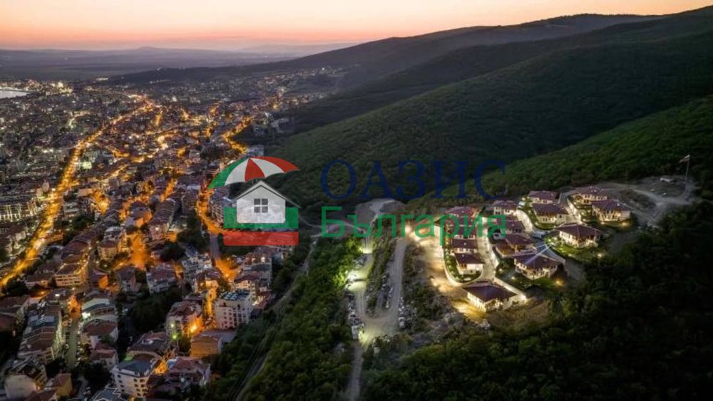 Апартамент с 1 спалня с изглед към морето В нов луксозен комплекс "Канела", Свети Влас, 73.88 кв. м,