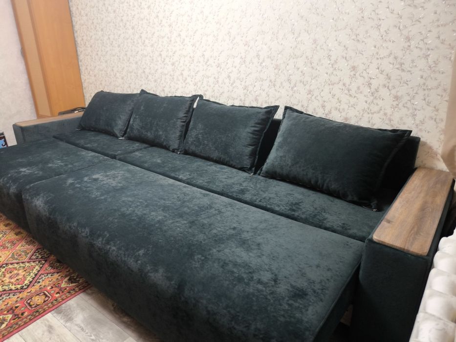 Продаю новый диван