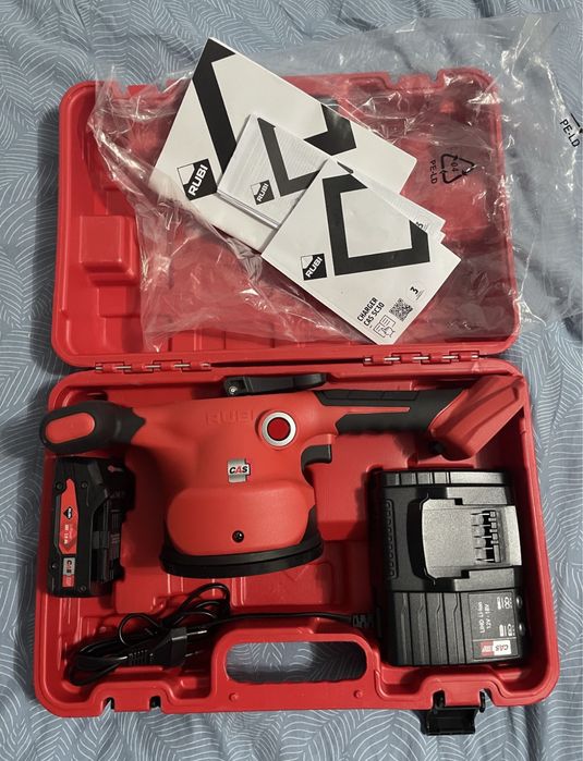 Акумулаторна вибрираща вендуза за плочки Rubi Quake Energy