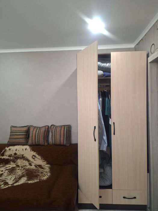 Продам шкаф вместительный