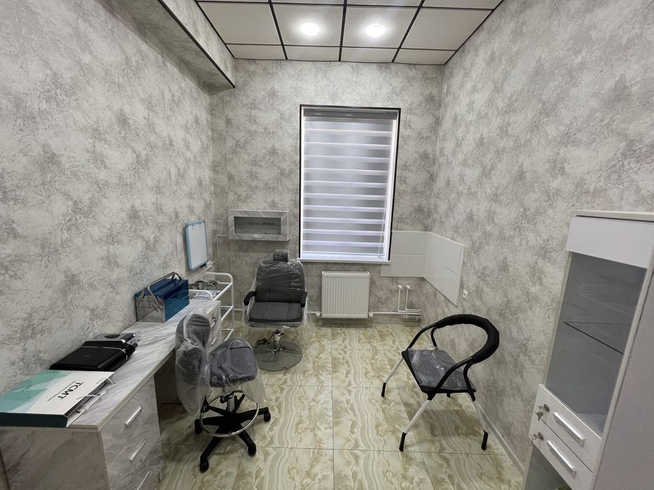 Бино сотилада ичидаги барча  жихозлар билан 240