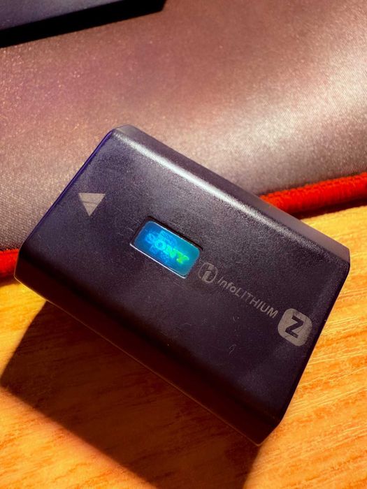 Sony Acumulator original NP-FZ100  si Dummy Battery Sony NP-FZ100 usb