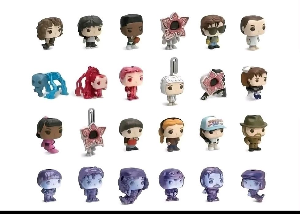 Коллекция kinder joy stranger things