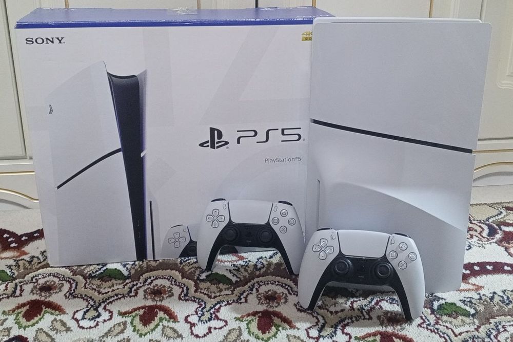 Playstation 5 Slim Дисковод 2 Джойстик идеальный состояние