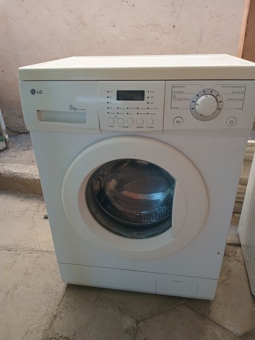 Продам рабочую LG