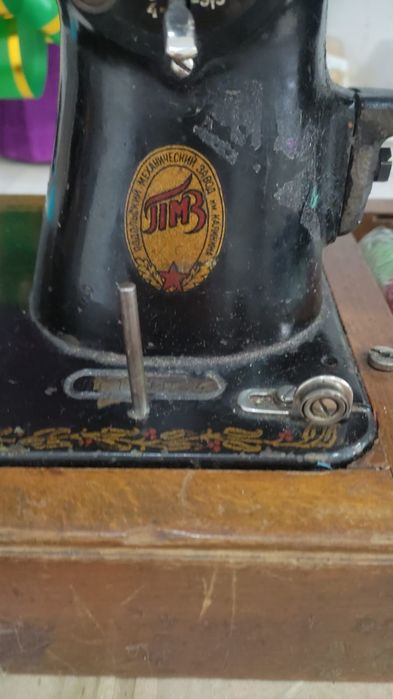 Продам швейную машину