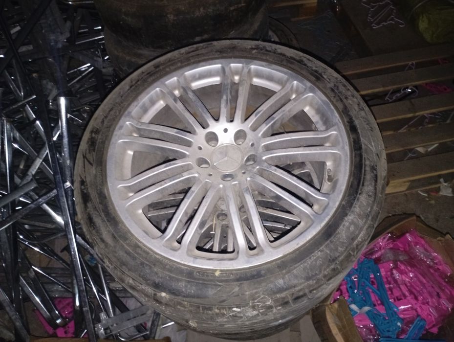 Mercedes диск шинами  R19