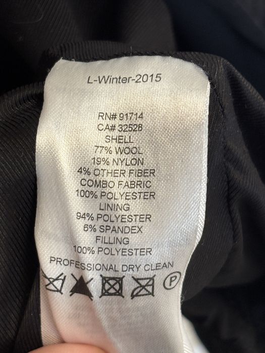 Шерстяное пальто от Armani Exchange