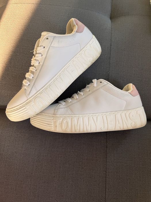 Сникърси Tommy Hilfiger