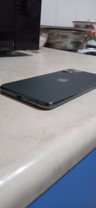 Айфон 11 pro Max