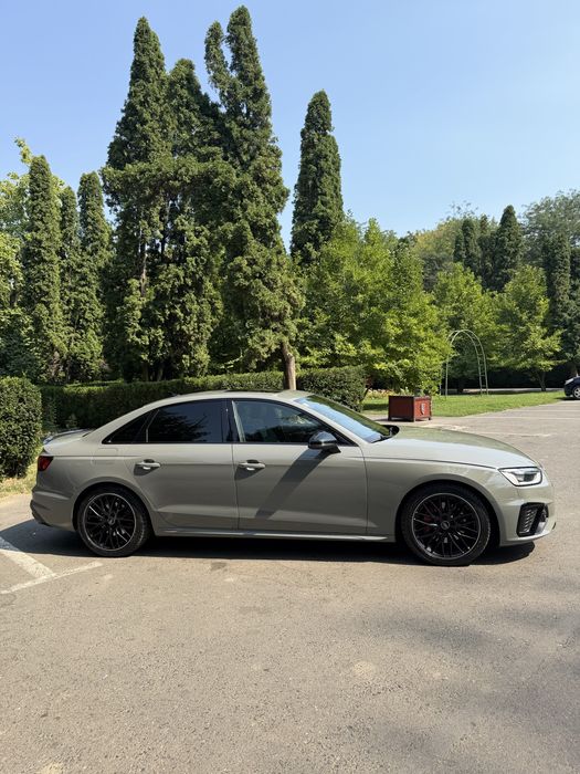 Vând Audi A4 S-Line