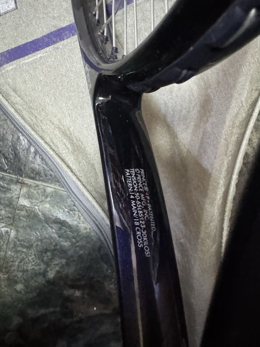 Тенис ракета втора употреба.