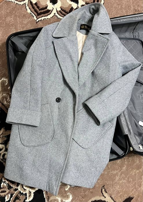 продаётся полупальто