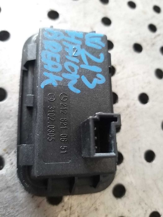 Buton inchidere haion mercedes e class w213 2128210651