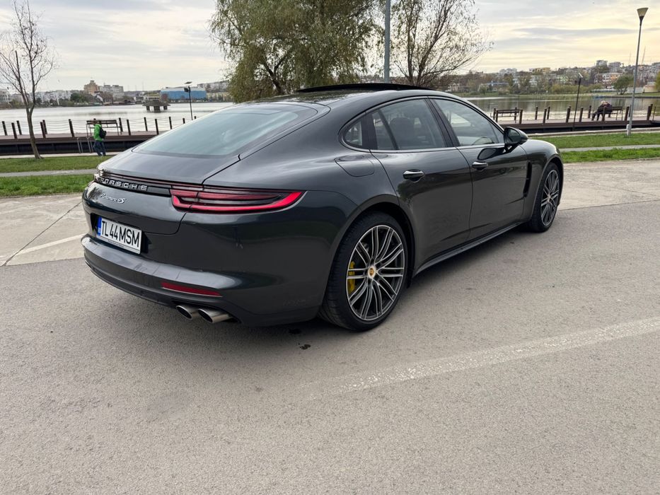 Porsche Panamera 4s / 440 cp / 2017 / 98000 km