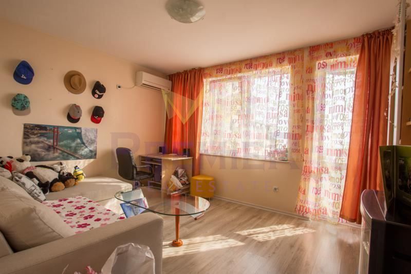 Продава се Къща в Варна, м-т Траката - 500 кв.м за 1980 €/кв.м - Снимка #9