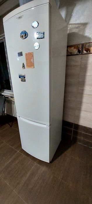 Продам холодильник