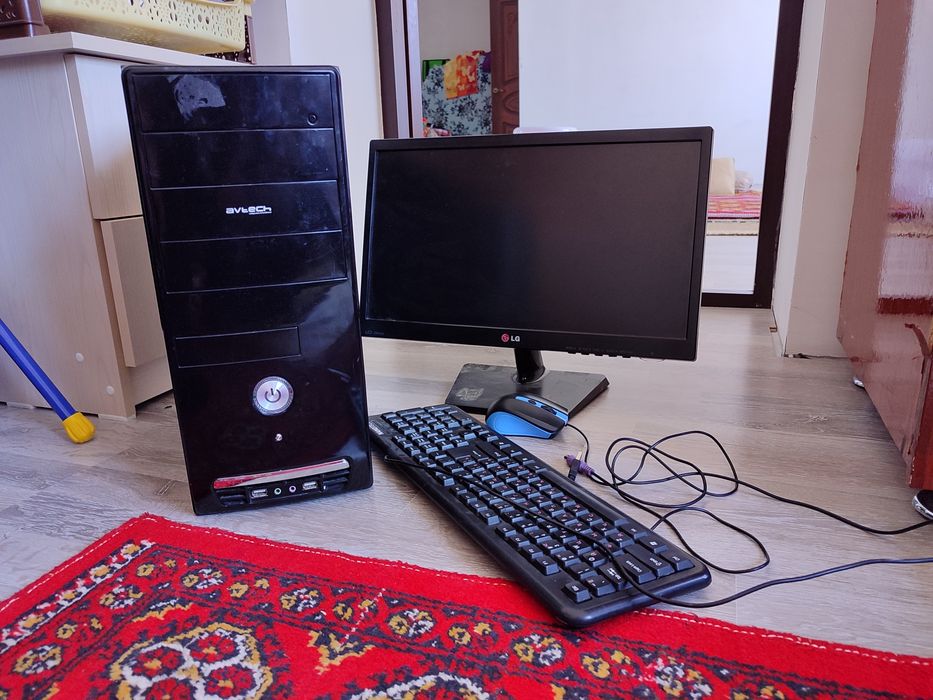 Комютер сатылады