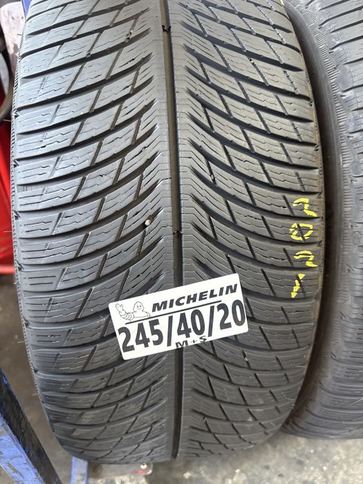 245/40/20 Michelin M+S