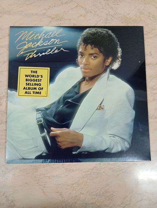 MICHAEL JACKSON виниловые диски. Продам.