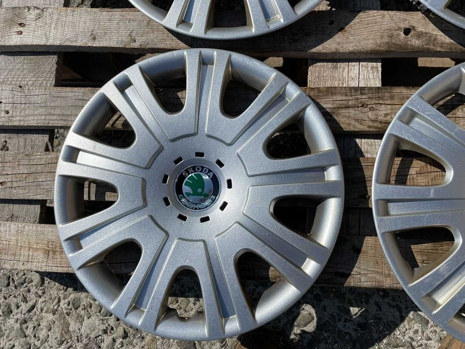 15 цола Тасове SKODA Fabia Octavia 1Z0601147E Оригинал