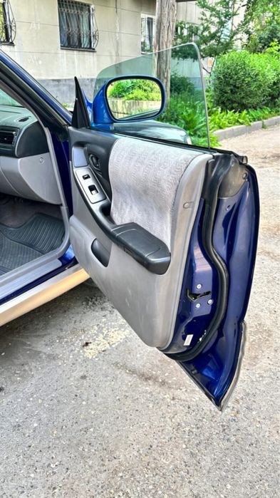 Subaru Forester 2000г