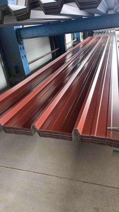 Panouri sandwich NOI si calitatea a II-a / tabla cutata / accesorii