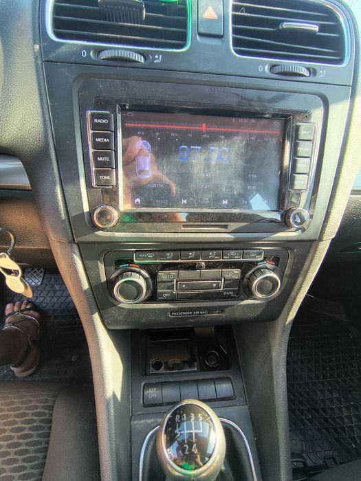 VOLKSWAGEN Golf 2009 — imagine 5