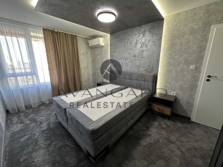 Продава се Тристаен апартамент в Пловдив, Център - 123 кв.м за 2114 €/кв.м - Снимка #9