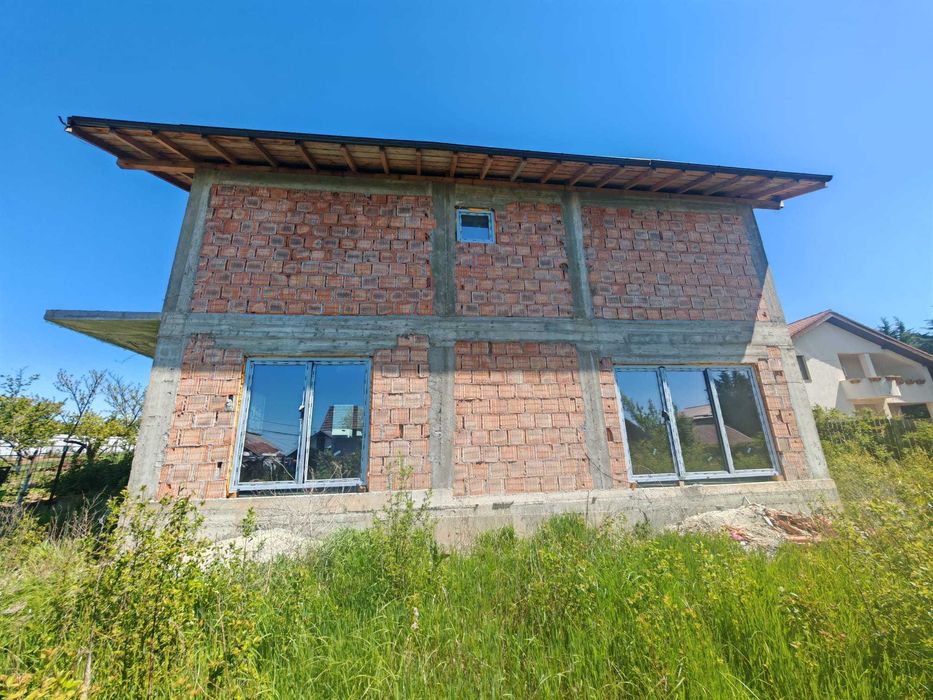Ploiesti,Cocosesti,Casă la roșu, P+E, 190 mp, teren 500 mp,zona selecta.