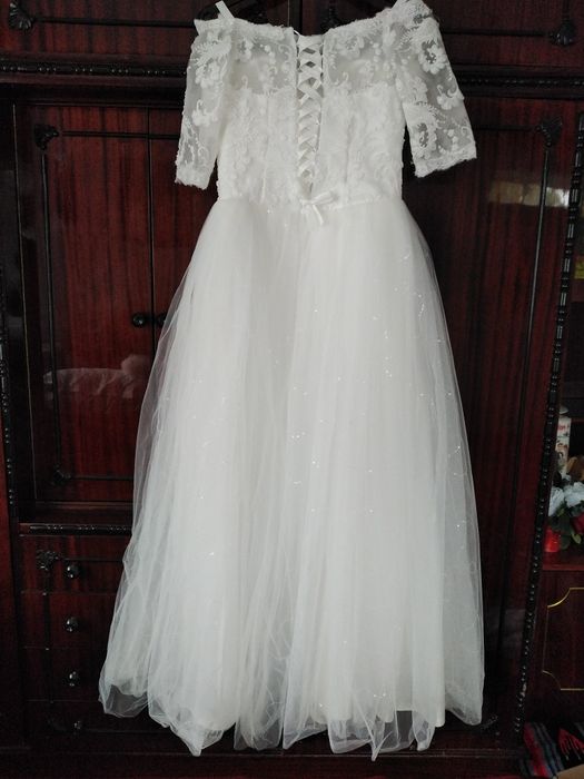 Rochie de mireasă, purtată o singură dată