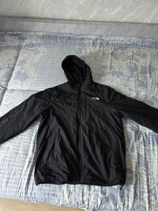 Продам спортивный костюм
