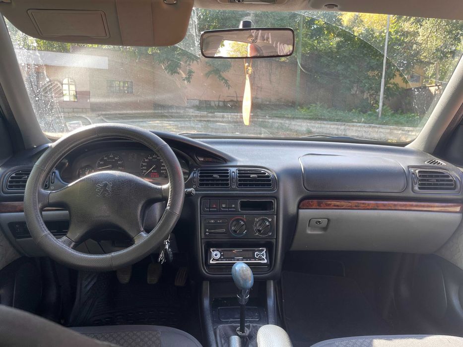 Peugeot 406 1.8 бензин 118
