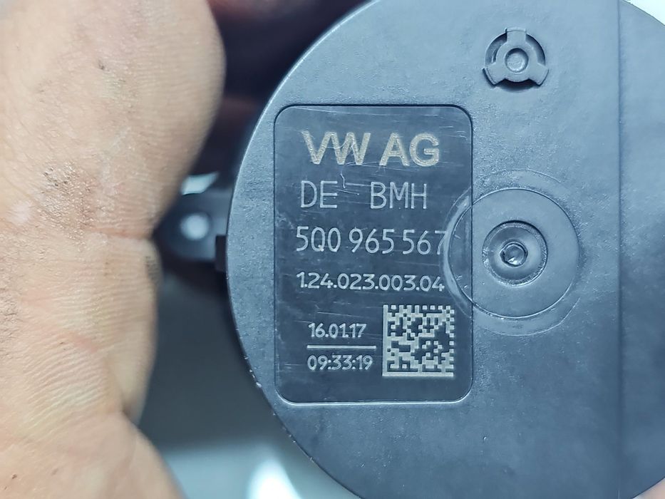 Pompa recirculare apa Volkswagen Tiguan II (AD1, AX1) [2016-2018] 5Q09
