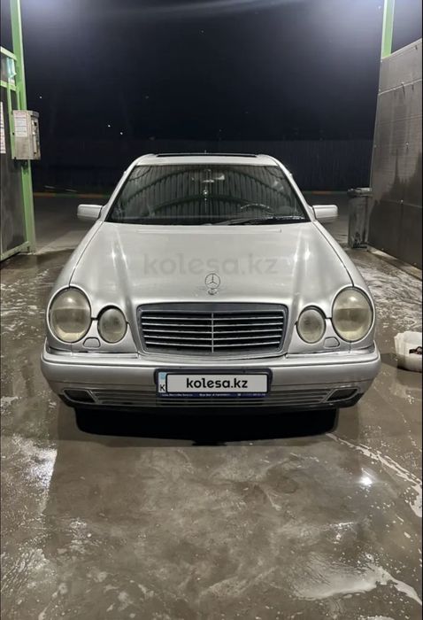 Мерсдес бенц  Е280