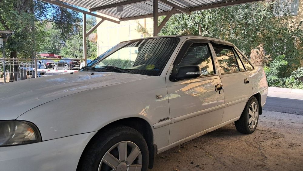 Продаю Nexia 2 (DOHC 1.5)