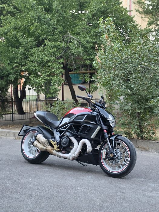 Сотилади срочна Ducati diavel 1200